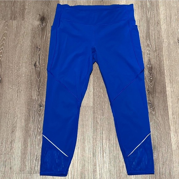 Lululemon Gait Keeper 7/8 Tight 25" in Jet Stream Size 12 - Picture 5 of 8